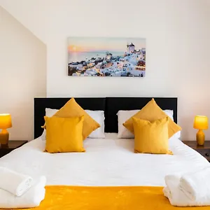 Luxury House In The Heart Of Village Holiday home